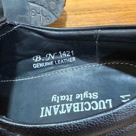 Luccibatani Clarks Italy Mens 8.5 Black Leather Slip On Dress Shoes - Picture 4 of 11